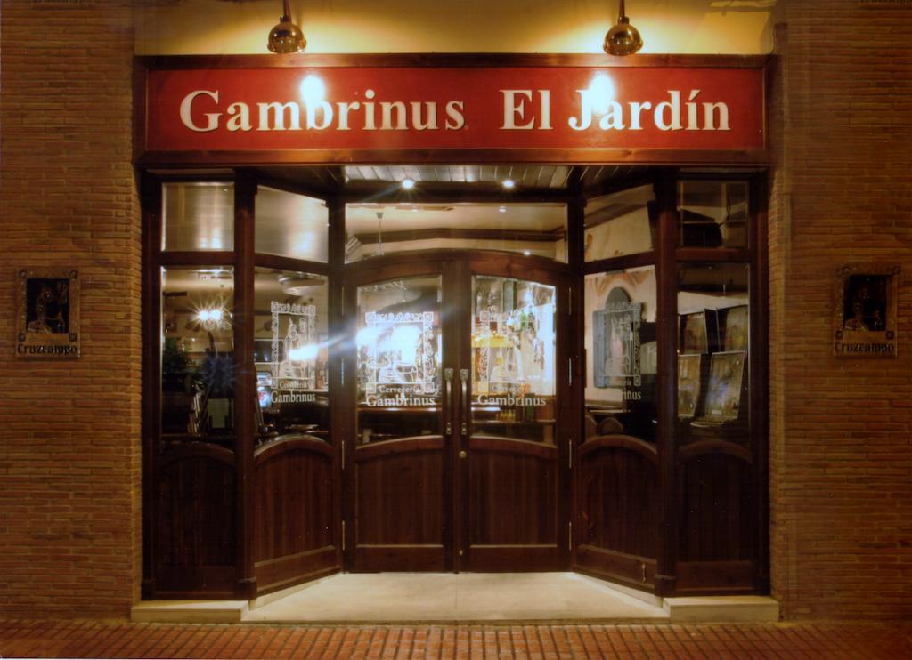 Hostal El Jardin Benidorm Exterior foto